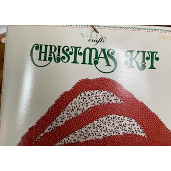 2 Vintage Christmas poinsettia placemat kits (8 ttl) Gingham Goose NIP - Picture 3 of 6